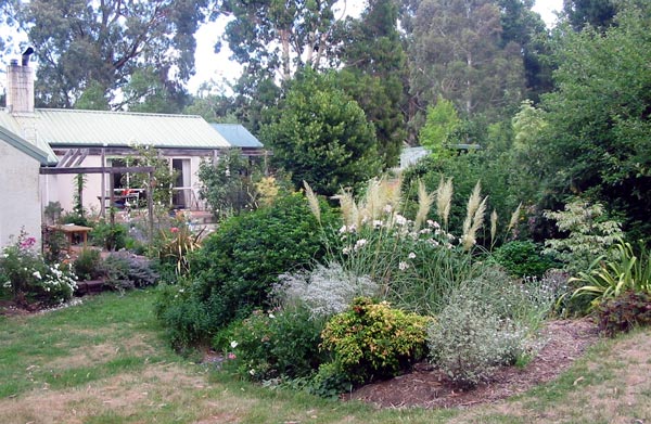 Sorry about the patchy lawn. Sorry about the patchy lawn.